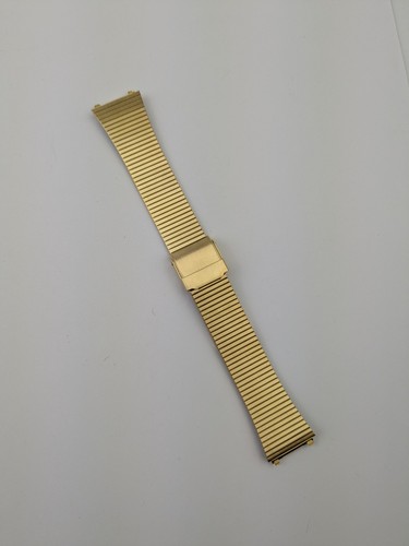 Vtg 17mm gold - gold, tone